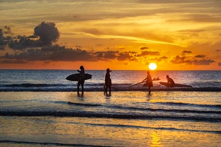 10 Destinasi Hijau Terbaik di Dunia untuk Liburan 2026