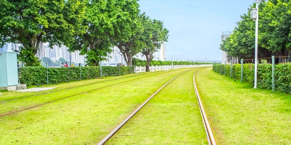 10 Destinasi Wisata di Jakarta yang Mudah Dijangkau Naik KRL