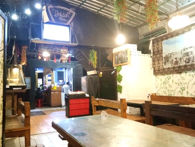 10 Regentstraat: Restoran Heritage di Kota Lama Surabaya