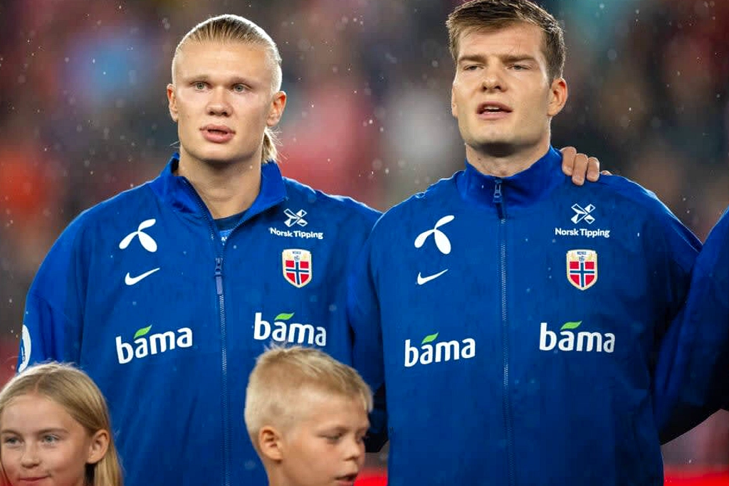 166 Ribu Komentar Serbu Akun Sorloth Usai Tak Oper ke Haaland