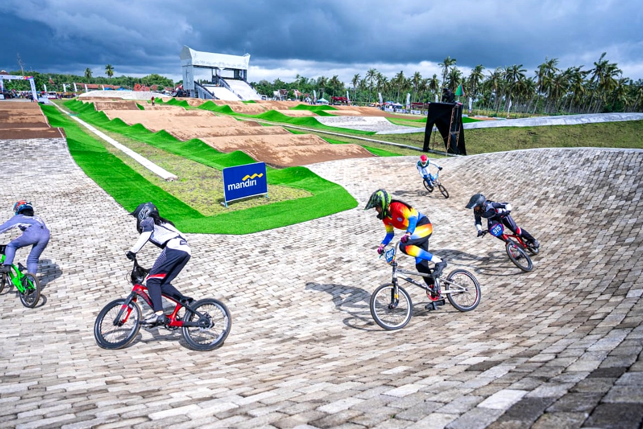 266 Atlet Siap Bertarung di Kejurnas BMX Muncar