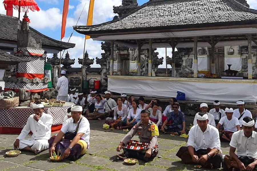 28 Mei 2026: Hari Baik Sesikepan dan Kegiatan Tradisional