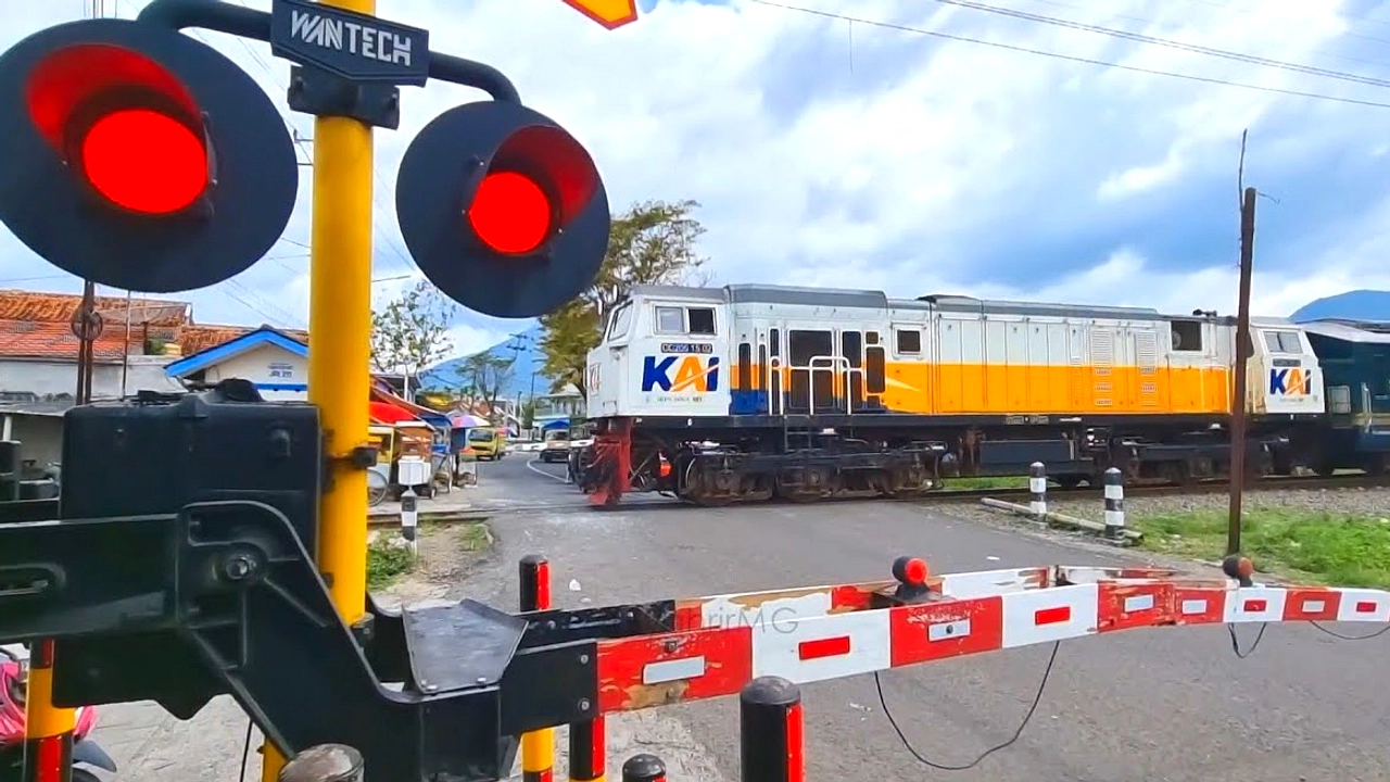 3 Pengeroyok Penjaga Perlintasan Kereta di Garut Buron