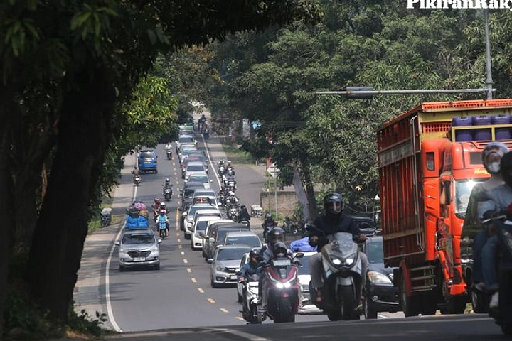 303.094 Kendaraan Mudik Garut 2026: 175.129 Motor, 118.019 Mobil