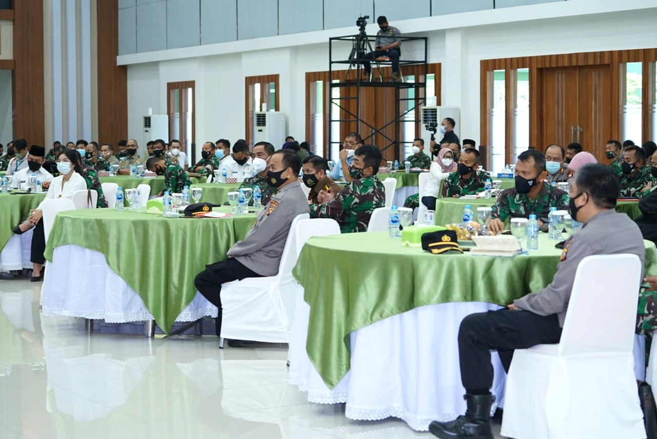 35.476 Calon Manajer Koperasi Desa Ikut Latihan Militer