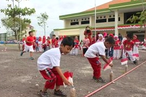 7 Contoh Pengumuman Lomba 17 Agustus untuk Berbagai Kalangan