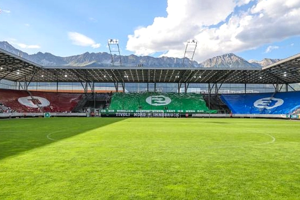 Adrian Wibowo Dipinjam ke Wacker Innsbruck, Baru di Eropa