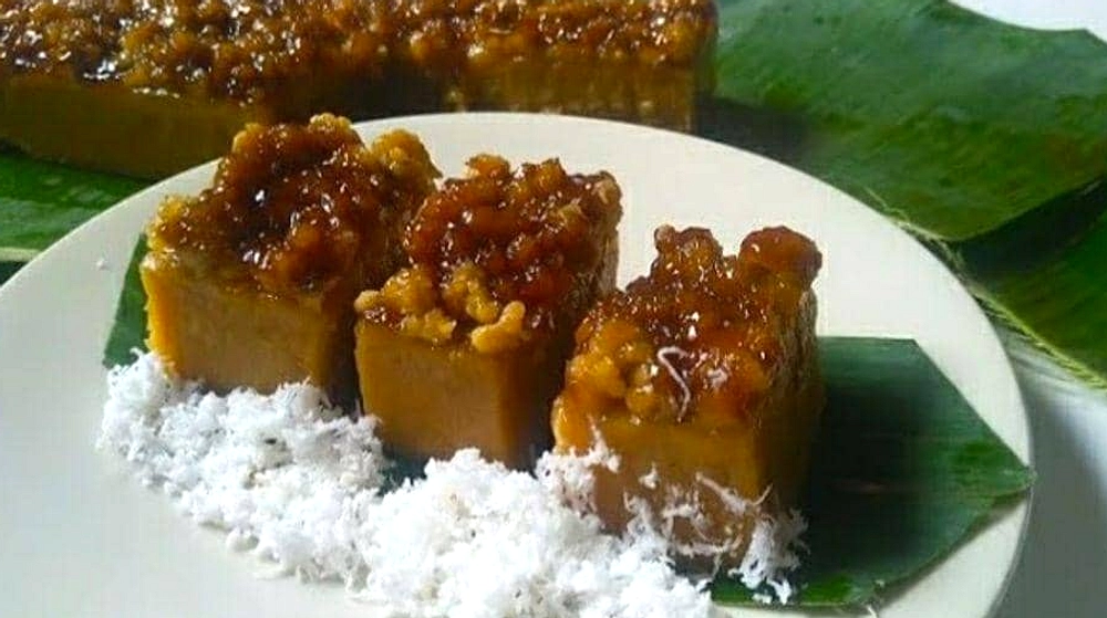 Afternoon Tea Nusantara: Kue Tradisional Jawa Dipresentasi