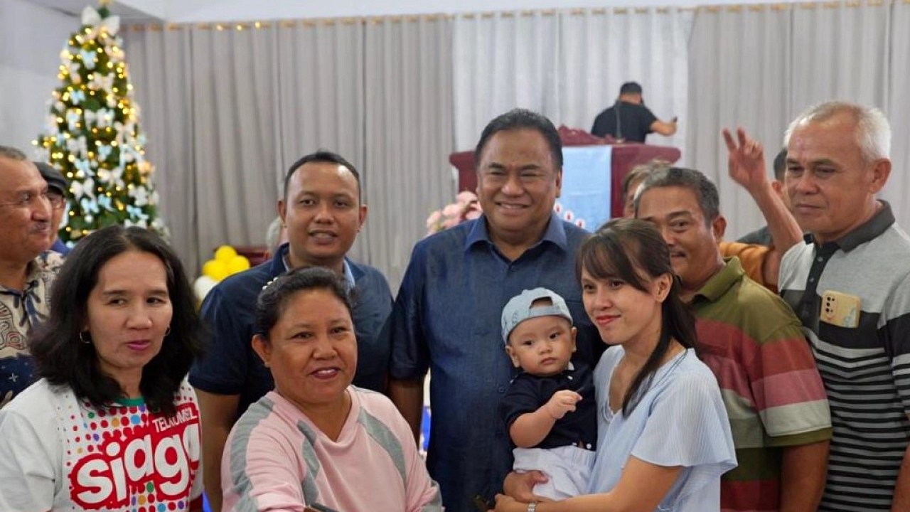 Airlangga Berduka, Rachmat Gobel Tutup Usia