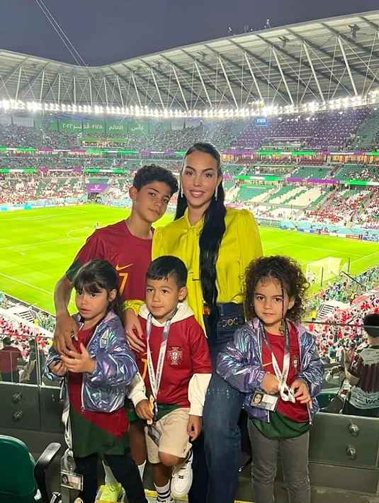 Akhir Era Ronaldo: Air Mata dan Dukungan Sederhana