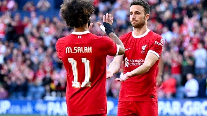 Al Ittihad & Al Qadsiah Target Salah dari Liverpool