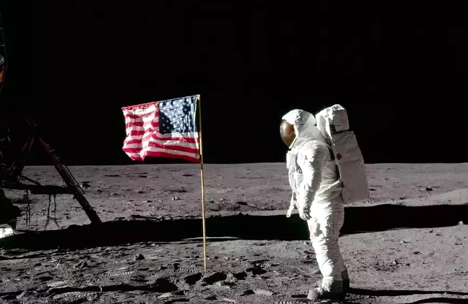 Aldrin Ungkap Observasi Aneh di Bulan, Pentagon Buka Dokumen