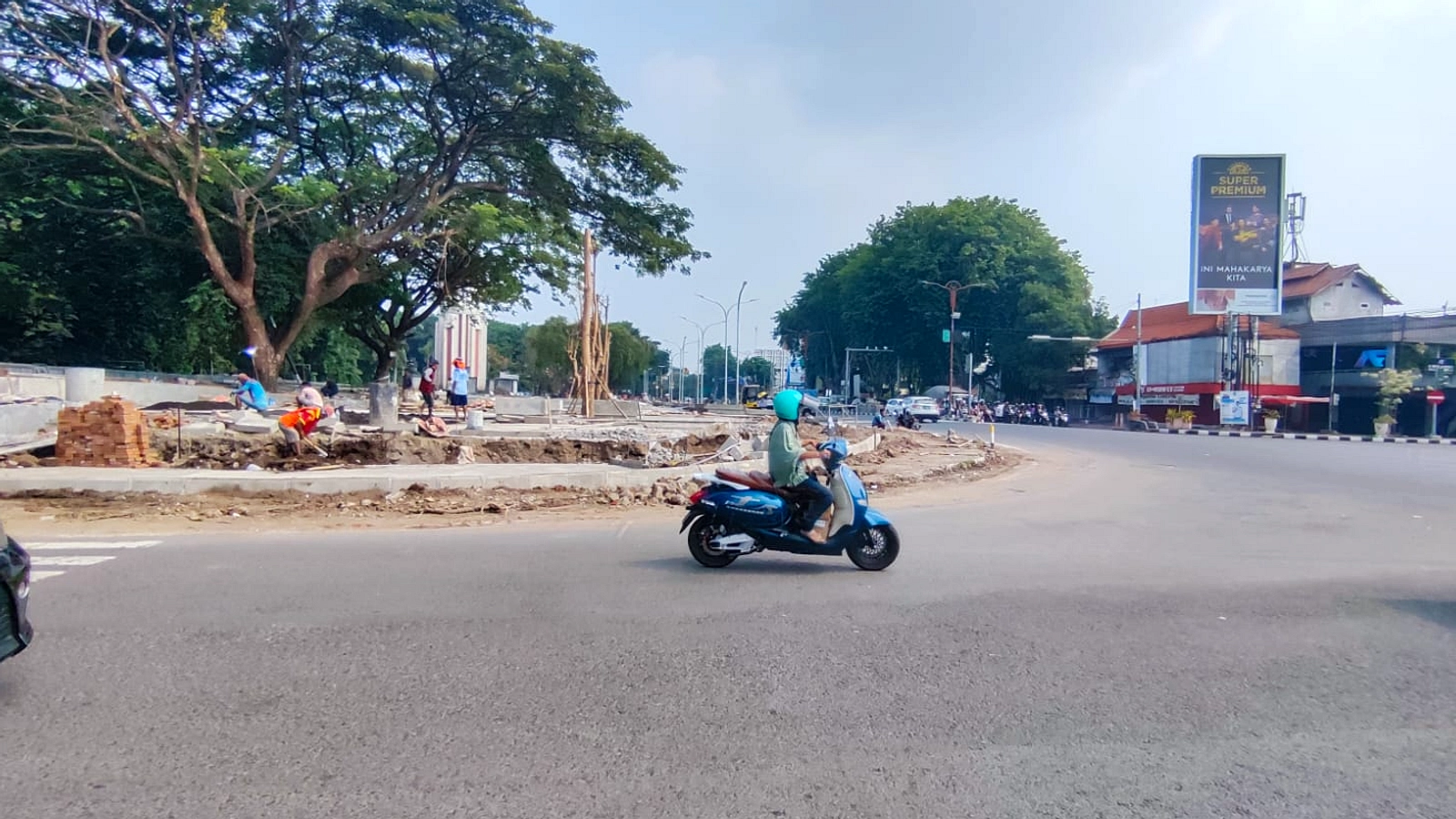 Alun‑Alun Sidoarjo Kerusakan Arena Engklek, Perbaikan DLHK