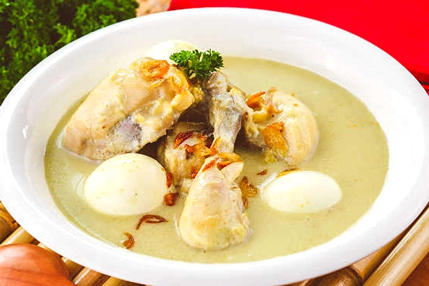Alyssa Daguise Masak Opor Ayam Khas Idul Fitri 2026