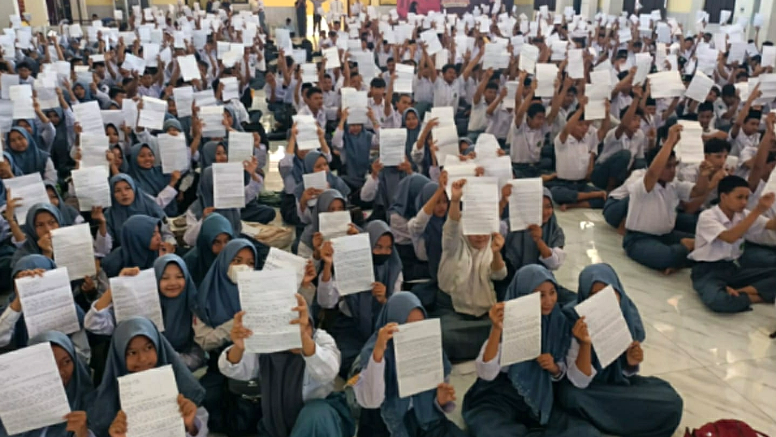 Anak 10 Tahun Tulis Surat Terima Kasih ke Presiden, Viral
