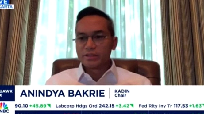 Anindya Bakrie Melayat ke Rumah Duka Rachmat Gobel