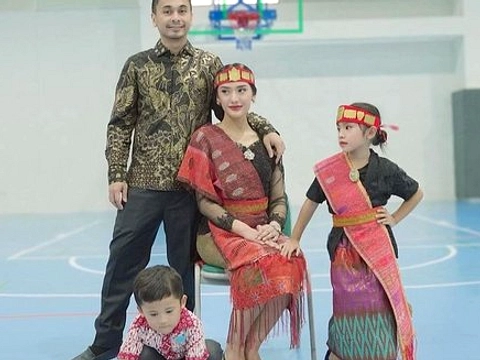Anissa Aziza Rayakan Hari Kartini: Semangat Multitasking