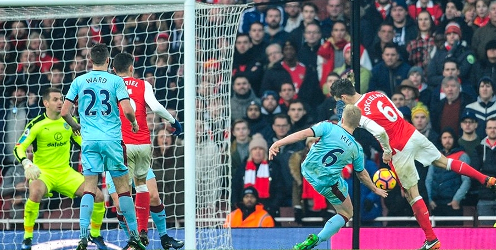 Arsenal Menang 1-0 atas Burnley, Pimpin Liga dengan 5 Poin