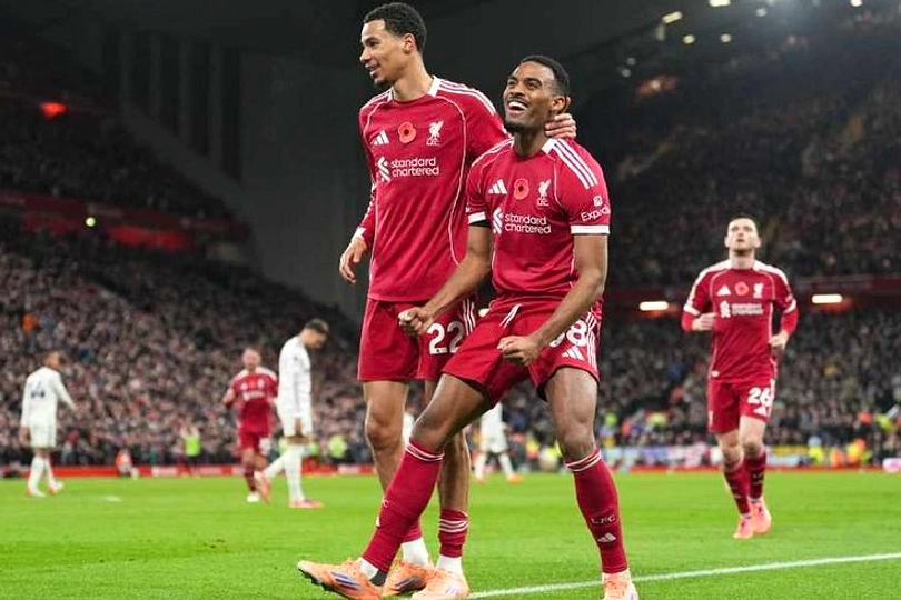 Aston Villa Kalahkan Liverpool 1‑0 di Villa Park Sabtu