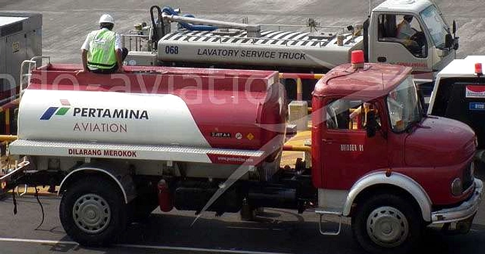 Avtur naik 16% di Soekarno‑Hatta, menekan maskapai