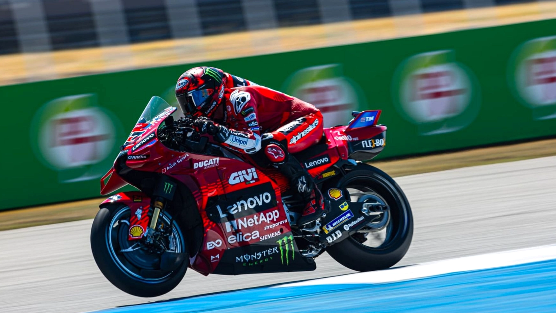 Bagnaia Bantah Mental Goyah Gara-gara Marquez