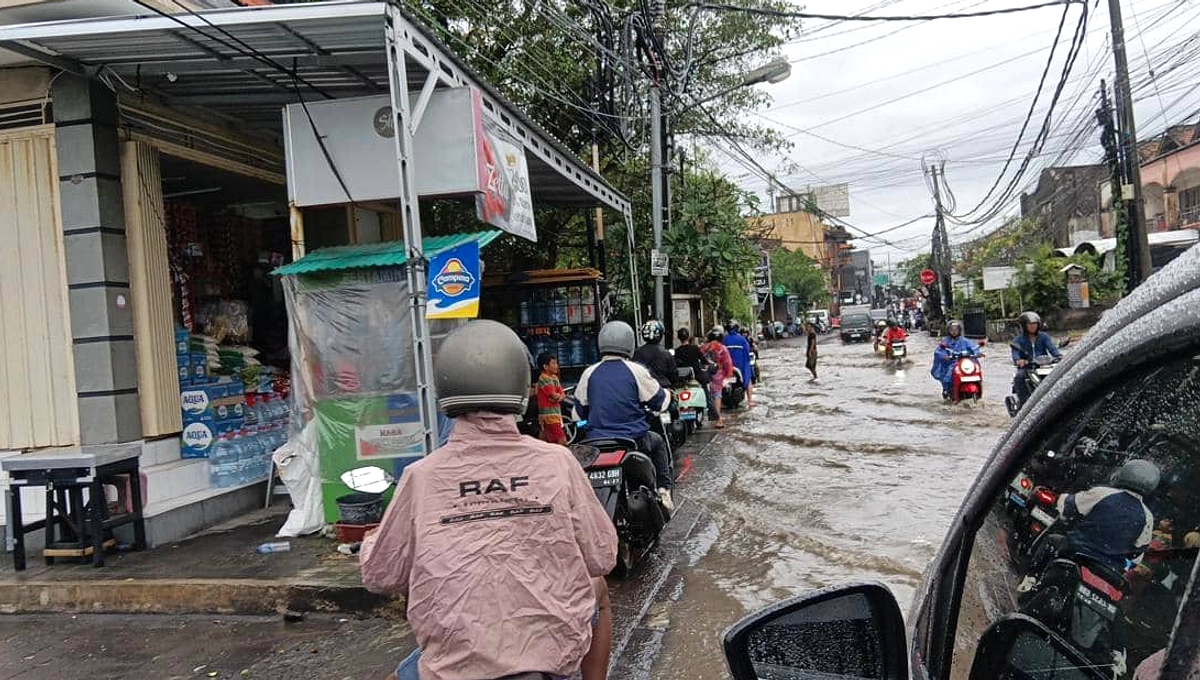 Bali Hari Ini: Hujan Ringan di Sebagian Wilayah, Klungkung Cerah