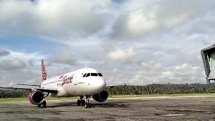 Bandara Gorontalo Tangkap Penumpang Bawa Emas Ilegal 1,3kg