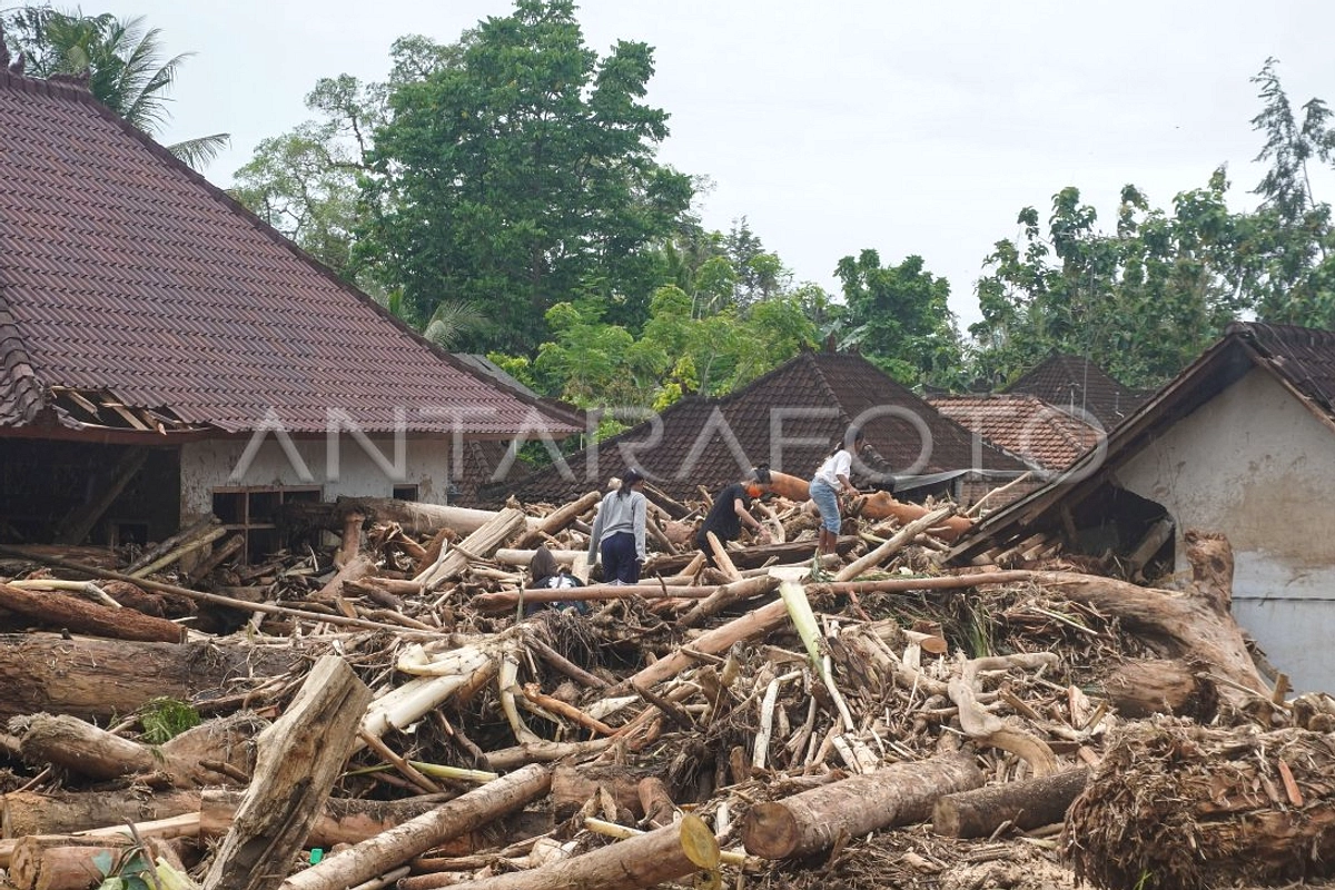 Banjir dan Longsor di Jembrana Bali, Ribuan KK Terganggu