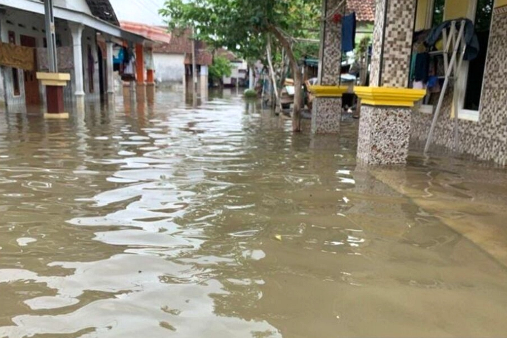 Banjir Pasuruan: Dua Titik Surut, Satu Terendam Pagi