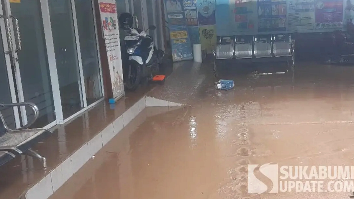 Banjir Sungai Ciranca Tenggelam Puskesmas Palabuhanratu