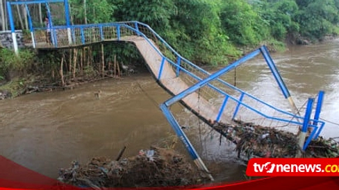 Banjir Sungai Menjangan Merendam 300 Rumah di Lumajang