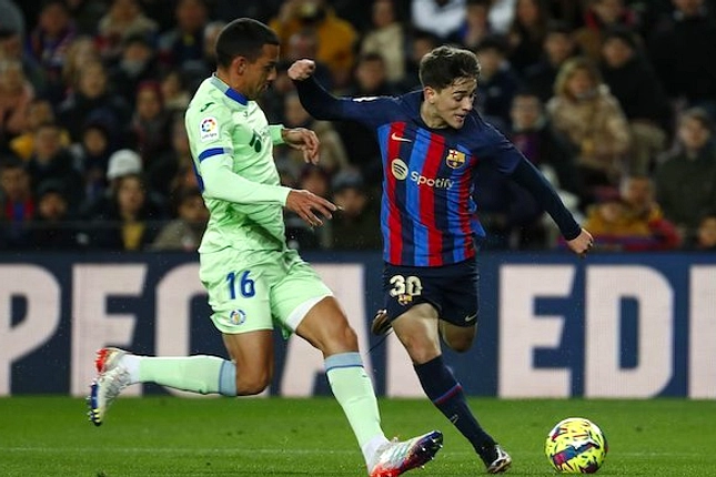 Barcelona Menang 2‑0 Getafe, Puncak Liga Terjaga di Liga Spanyol