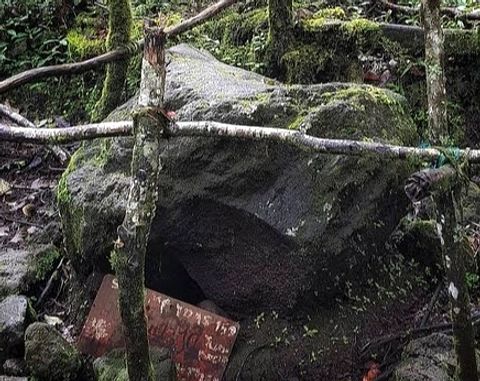 Batu Lingga Terselubung di Klaten Terungkap Aksara Asal Usul