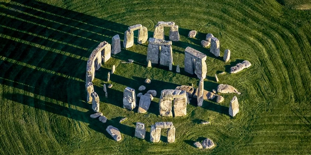 Batu Stonehenge Terbukti Dipindahkan Manusia dari Skotlandia