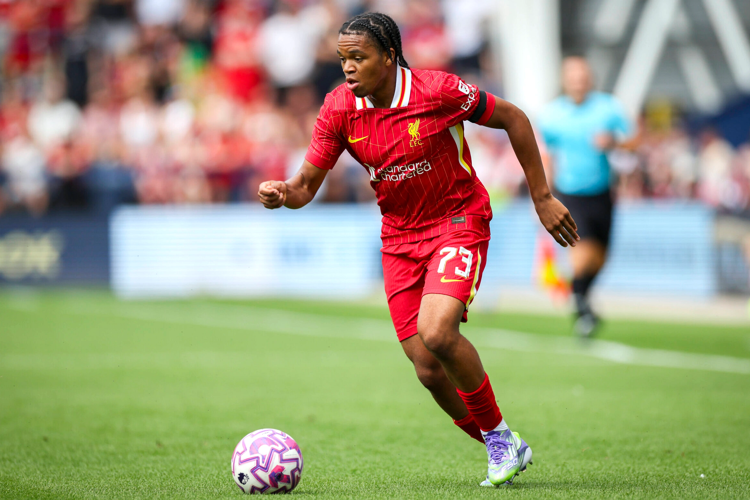 Bayern Sasar Winger Muda Liverpool, Rio Ngumoha, Usia 17 Tahun