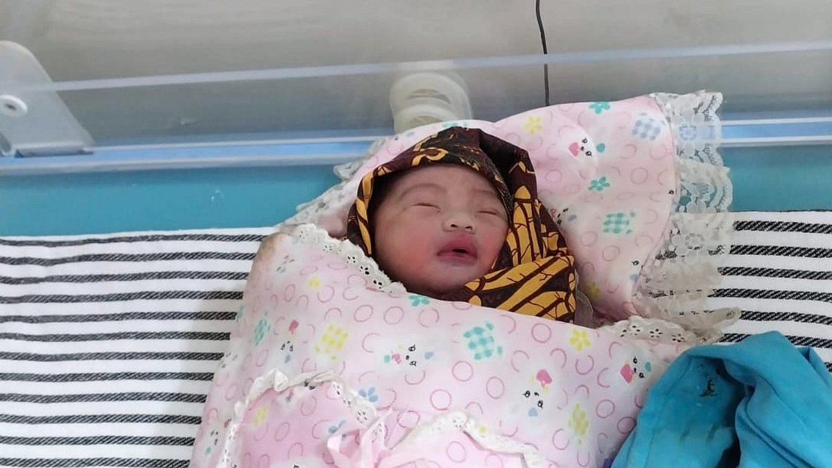 Bayi 6 Bulan Ditemukan di Teras Rumah Peterongan Semarang