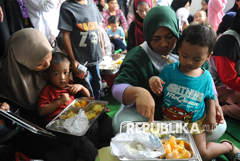 BGN Hentikan Sementara Program Makan Gratis, Efisiensi Rp 3 Triliun