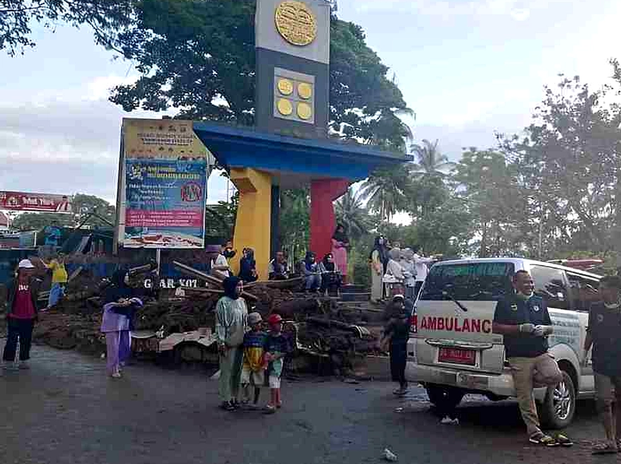 BMKG Peringat Hujan Lebat & Petir di Sumatera Barat Minggu