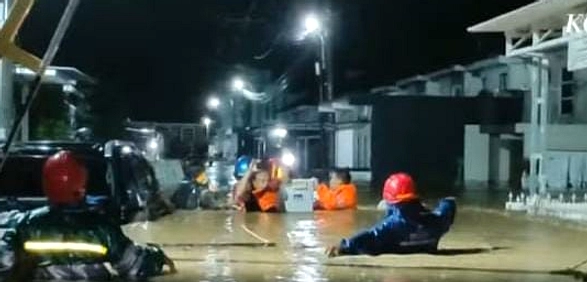 BMKG Prediksi Hujan Lebat di Jawa Tengah, Waspada Banjir