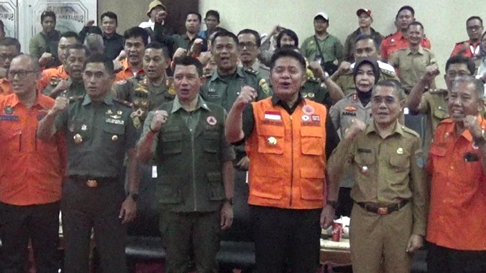 BNPB Kirim Mesin Pompa dan Helikopter ke TNI Sumsel
