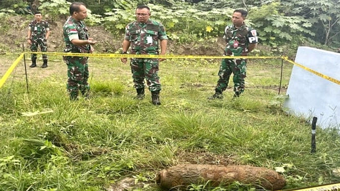 Bom Incendiary Ditemukan dan Dimusnahkan di Sungai Ariyau, Jayapura
