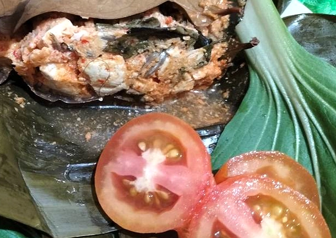 Botok, Lauk Jawa Praktis dengan Daun Pisang dan Kelapa Parut