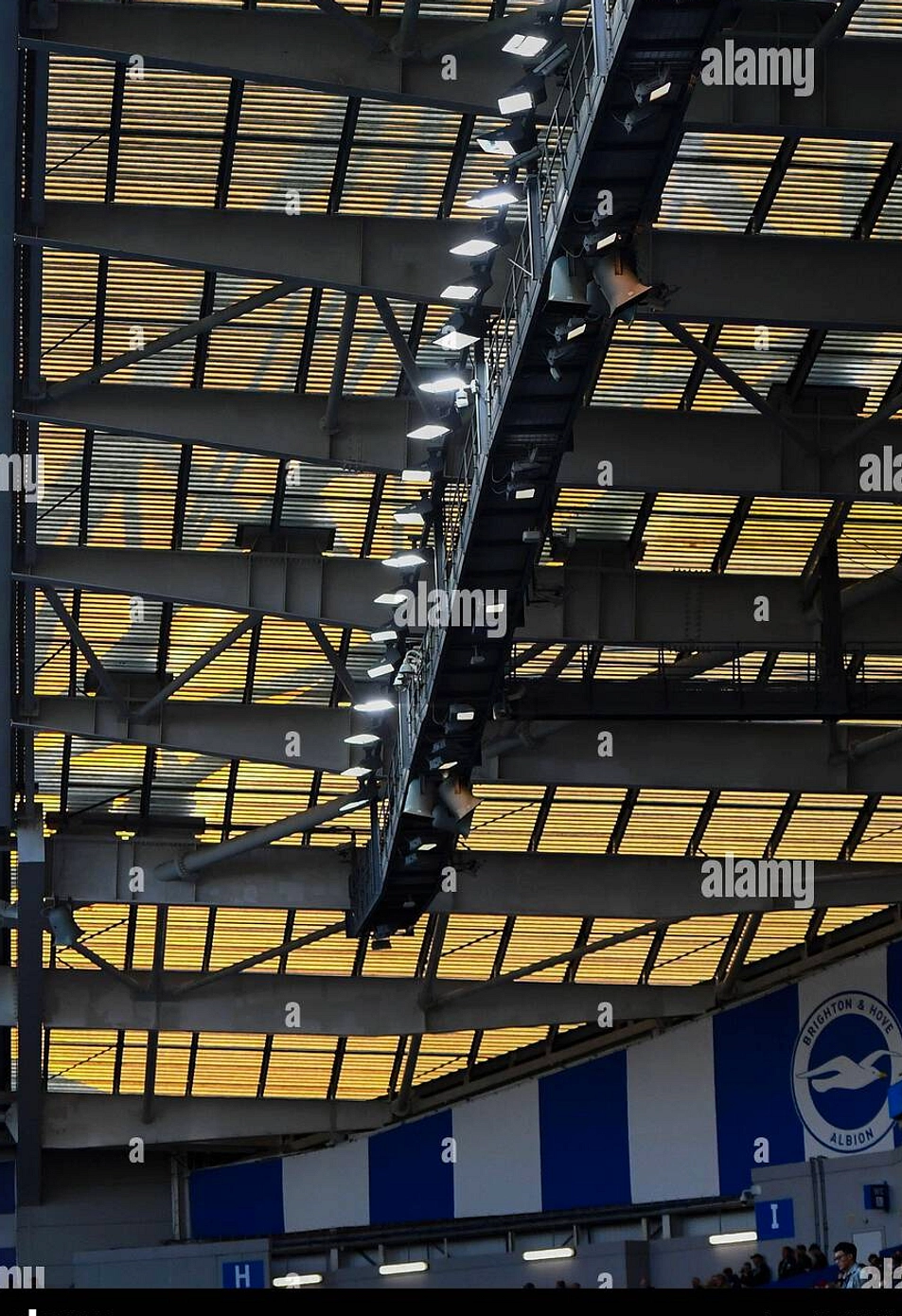 Brighton Menang 3‑0 Chelsea, Naik ke Posisi 6 dan Dekat Playoff