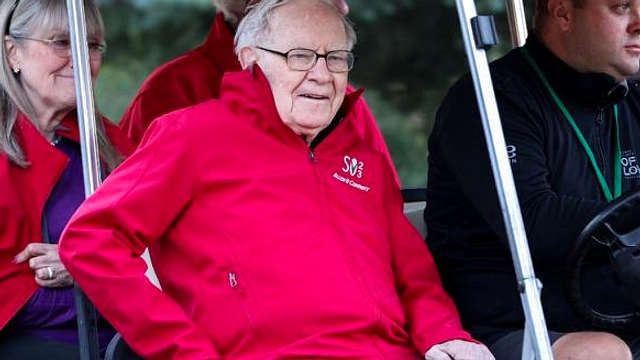 Buffett Hentikan Donasi ke Yayasan Gates
