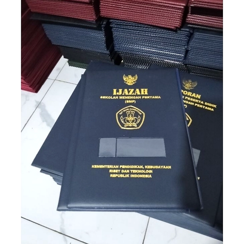 Buku 800 Halaman Rismon Verifikasi Ijazah Jokowi via ML