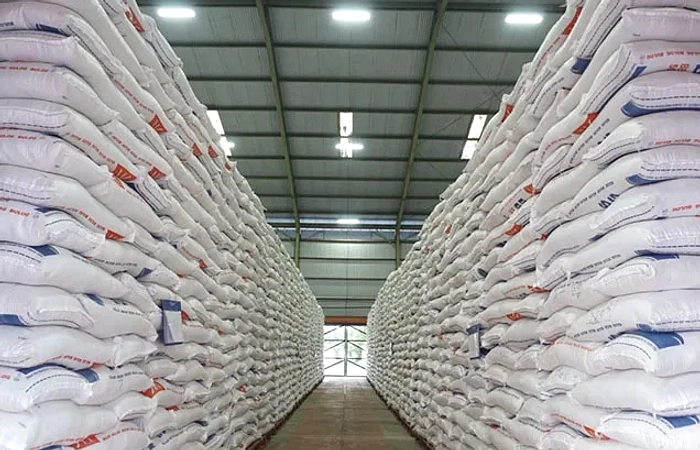 Bulog Disambut Pujian, Serapan Beras Capai 99 Persen