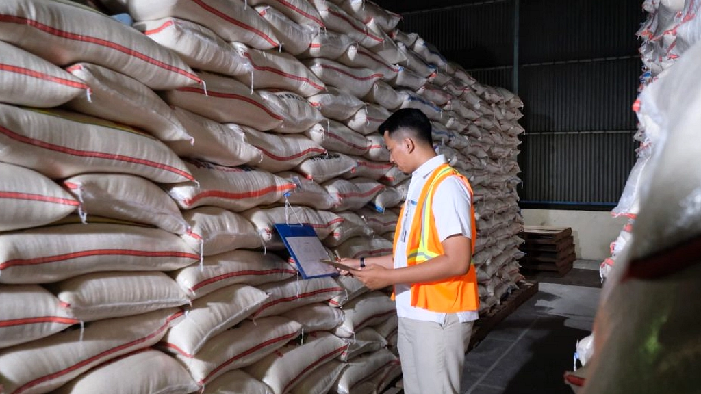 Bulog Gandeng Perpadi Olah 2 Juta Ton Beras Jadi Premium