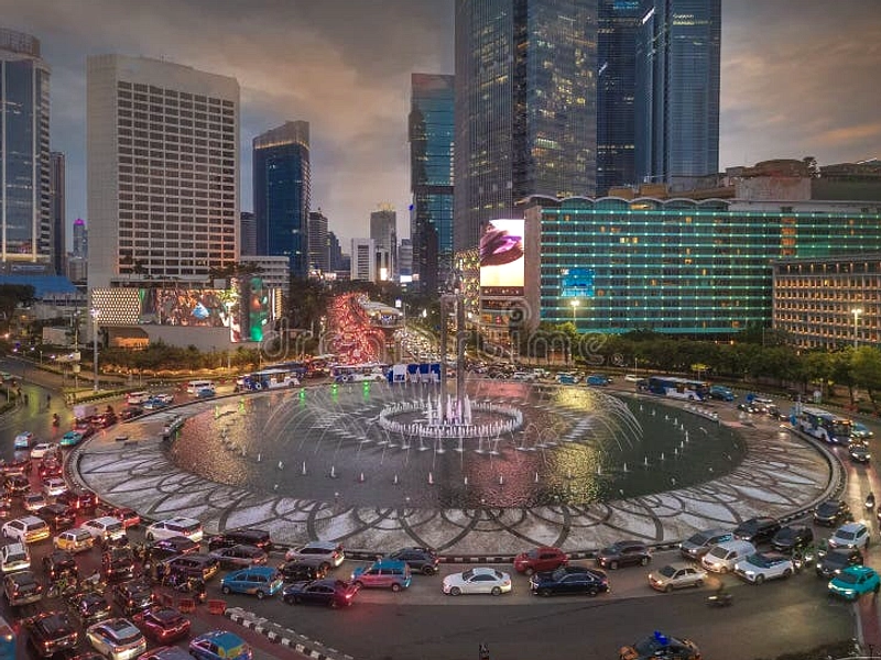 Bundaran HI Jadi Ruang Cahaya Meriah Waisak 2026, Penuh Damai