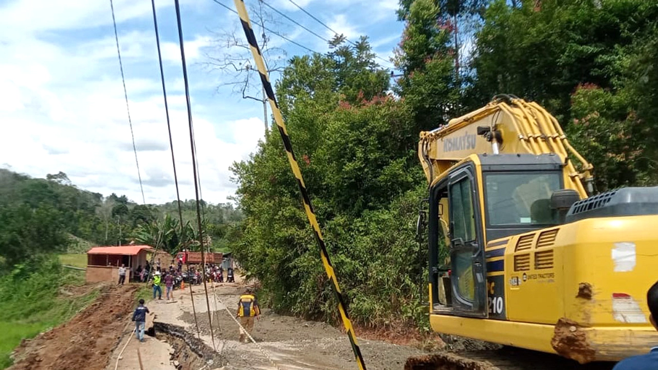 Bupati Merangin Fokus Perbaiki Jalan dan RSUD di Merangin