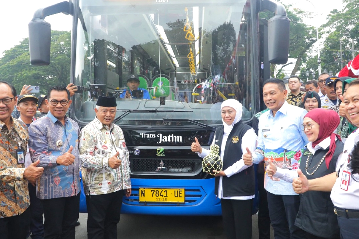 Bus Priority: Sistem Prioritas Bus Trans Jatim untuk Penumpang
